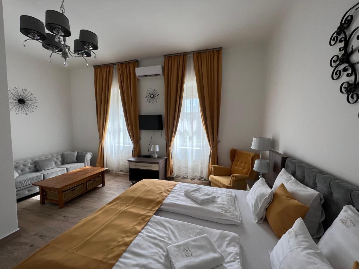 Kuria Vendeghaz Hotell Poroszló Eksteriør bilde