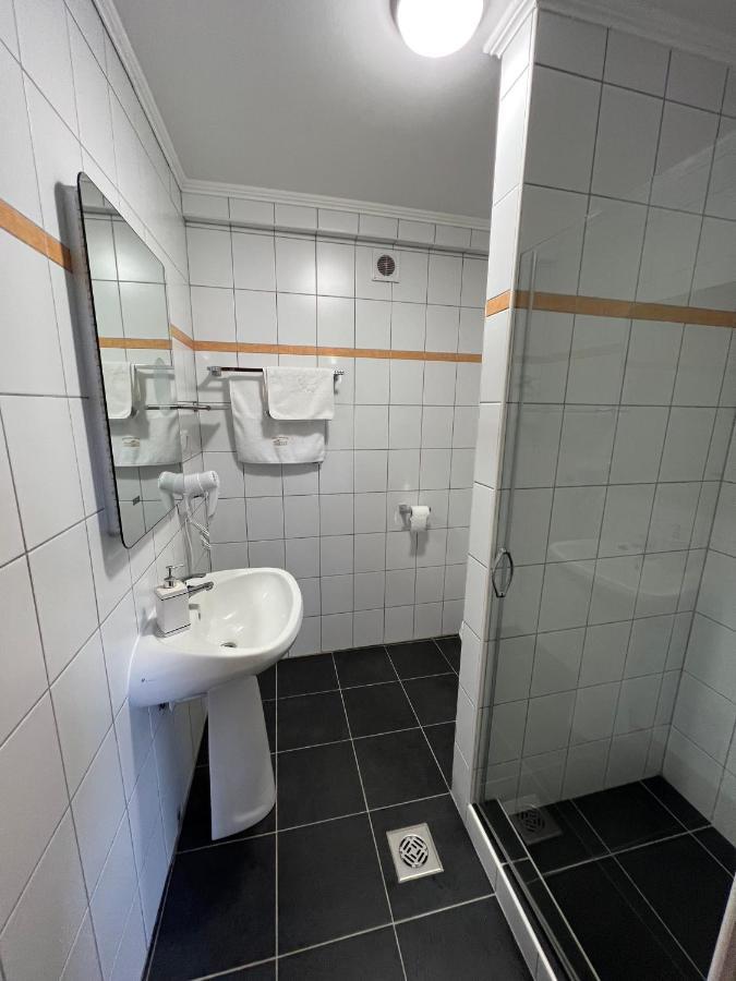 Kuria Vendeghaz Hotell Poroszló Eksteriør bilde